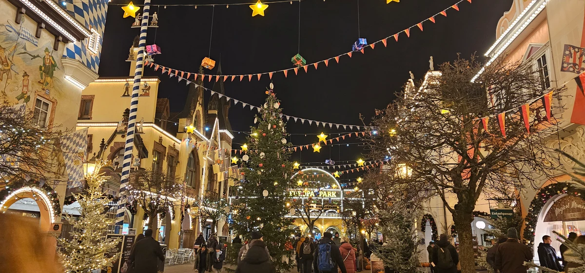 Europa Park - Main street night