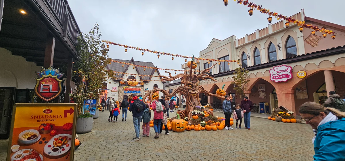 Energylandia - Entrance area