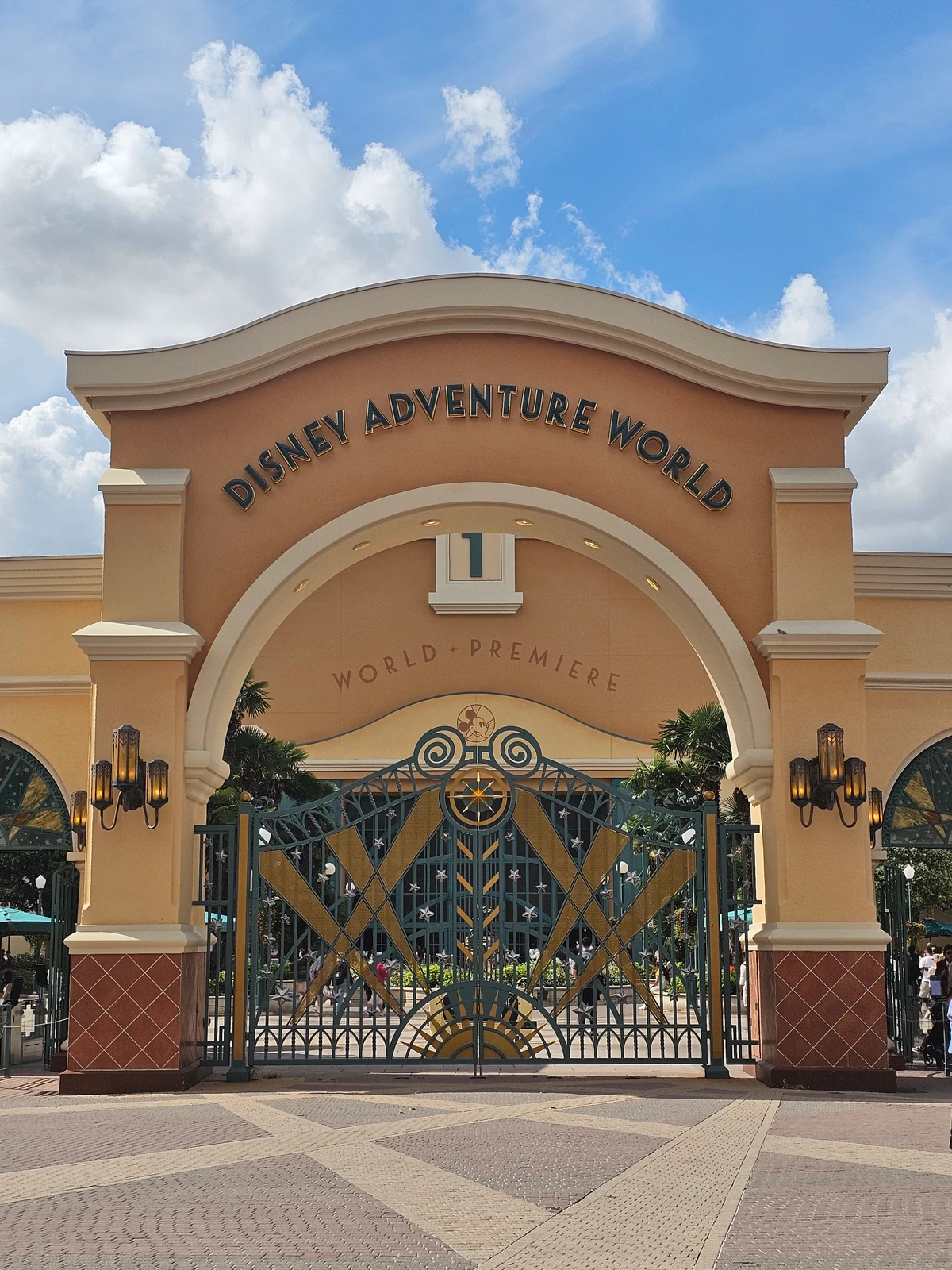 Disneyland Paris - Disney Adventure World - Disney Adventure World Entrance