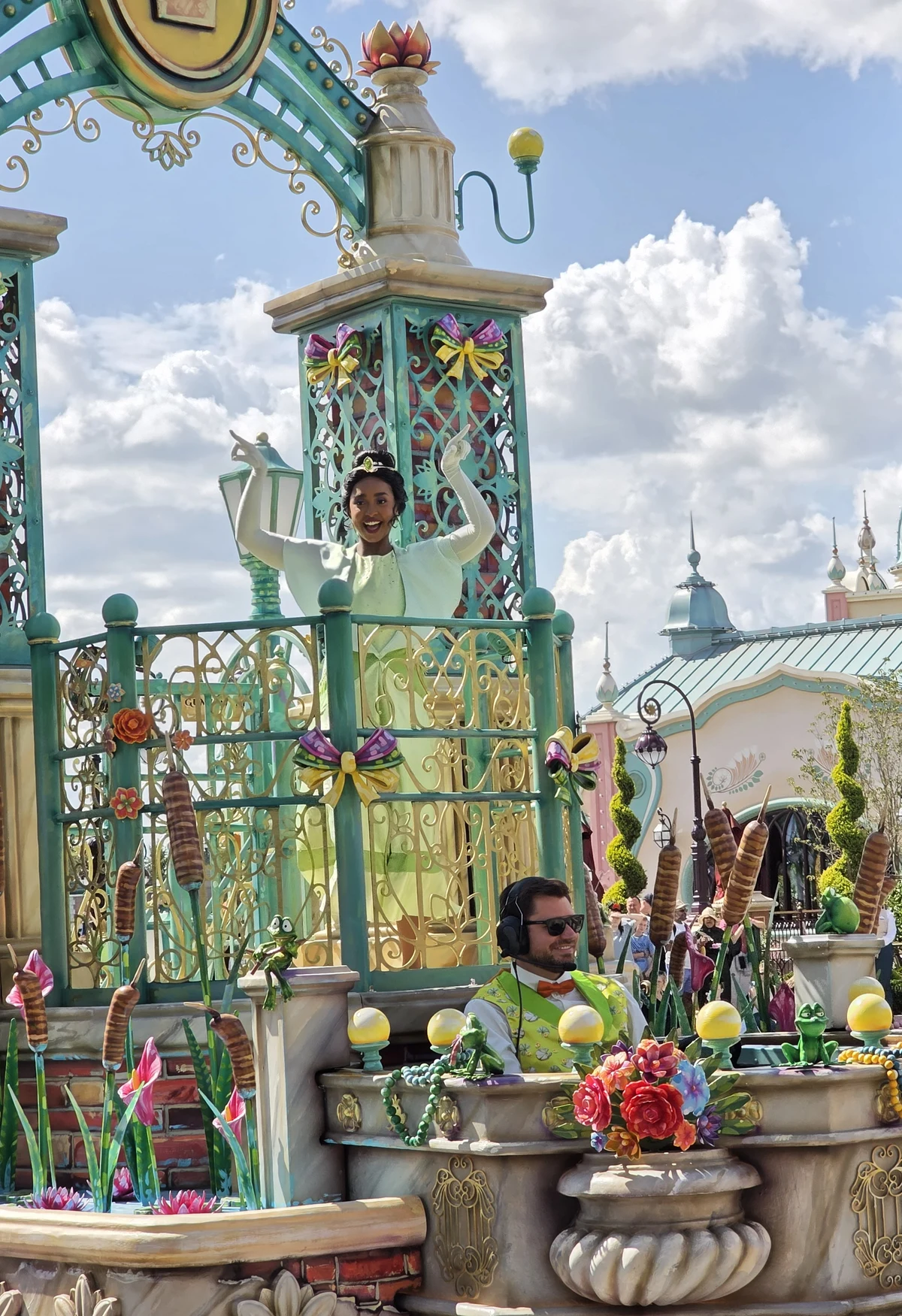 Disneyland Paris - Disney Adventure World - Tiana at the Disney Princess Cavalcade
