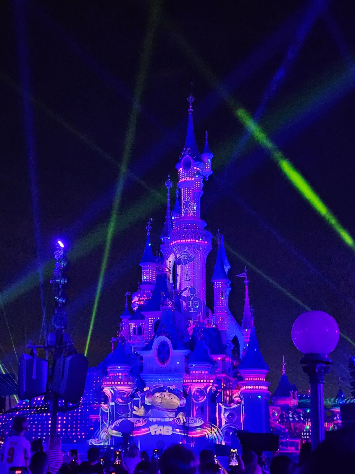 Disneyland Paris - Disneyland Park - Sleeping Beauty Castle at night