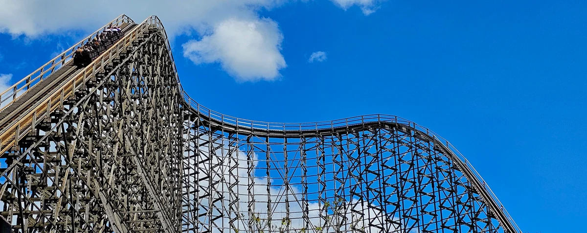 Heide Park - Colossos: Kampf der Giganten Turn and Drop