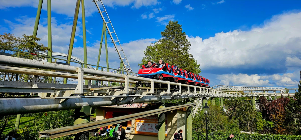 Heide Park - Big Loop new trains!