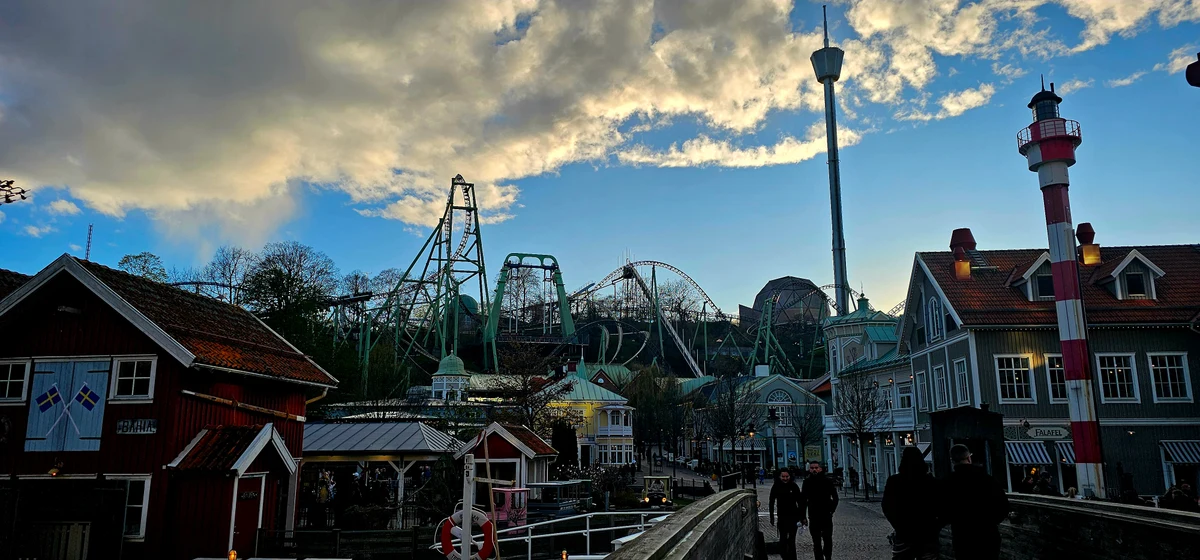 Liseberg - View from Kaninland towards the hill