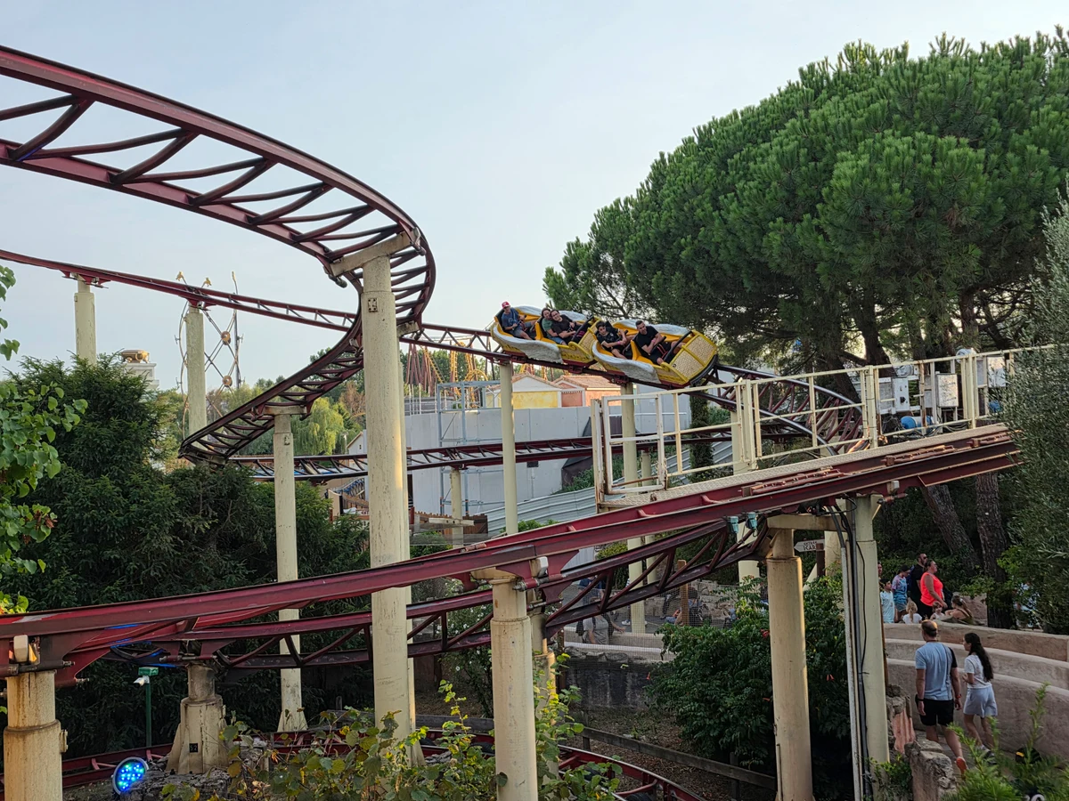 Parc Astérix - Vol D'Icare