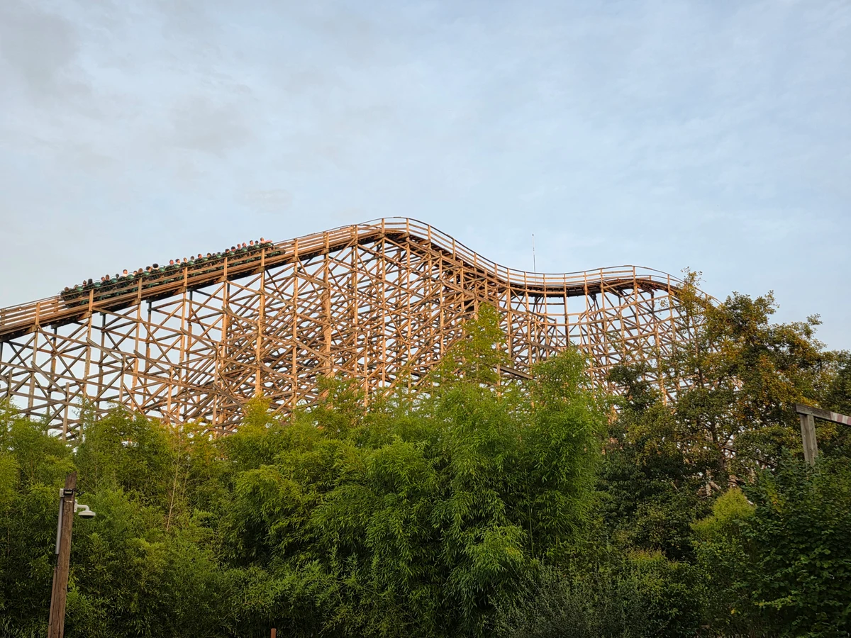 Parc Astérix - Tonnerre 2 Zeus lifthill